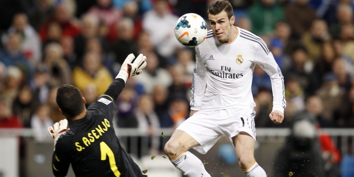 Villarreal-keeper en Watford-aanvaller scheuren kruisband
