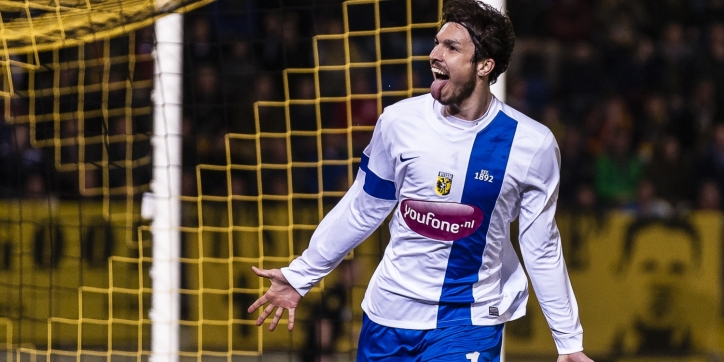 Havenaar op tribune door problemen met werkvergunning