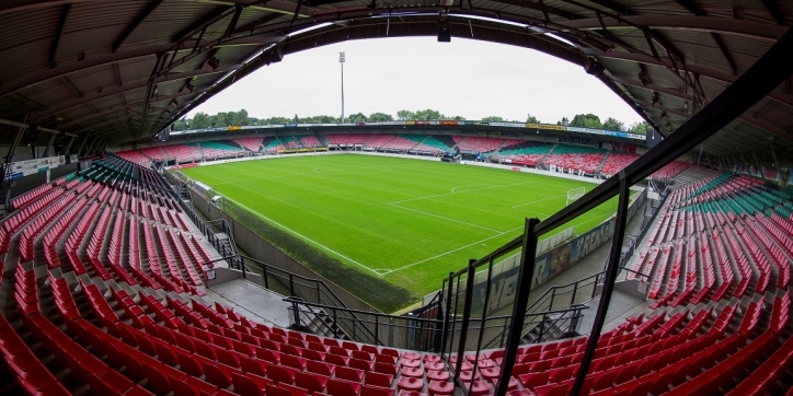 NEC heeft Noorse middenvelder Asen op proef