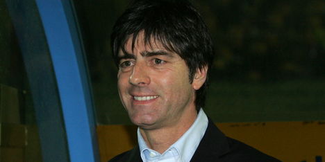 Löw haalt speler uit Tweede Liga bij Mannschaft