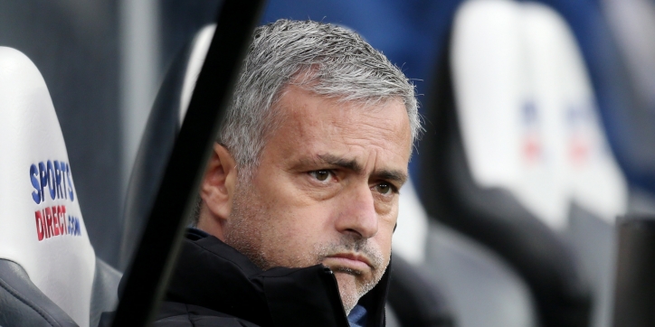 Mourinho boos op scheidsrechter na rode kaart