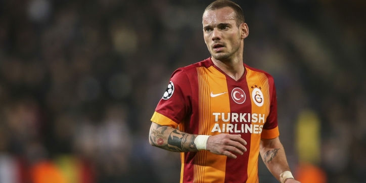 Galatasaray en Sneijder weer voor even bovenaan