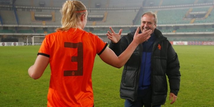 Oranje-dames starten prima aan WK-voorbereiding