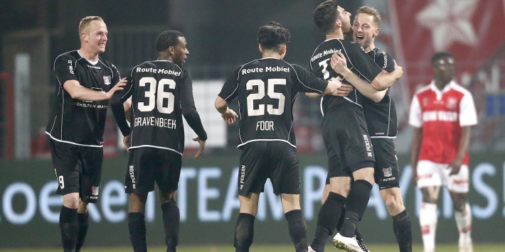 NEC nog geen kampioen ondanks ruime zege