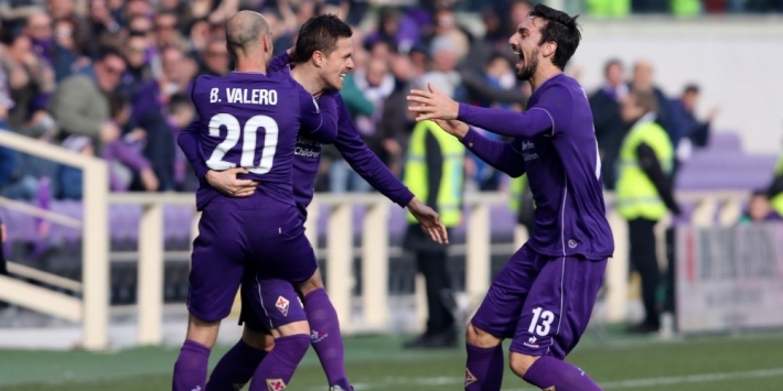 Fiorentina bekert door na late pingel in roodgekleurd duel