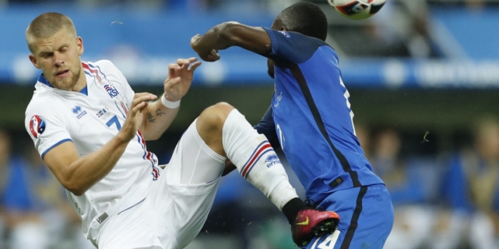 Voormalig AZ-spits Gudmundsson geniet van IJslands succes