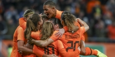 Oranje met anderhalf been op WK na ruime winst op Zwitserland