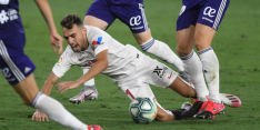 Sevilla speelt wéér gelijk, De Jong halverwege gewisseld