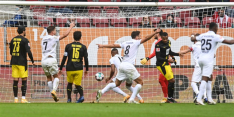 Dortmund verliest van Augsburg, Leverkusen gelijk