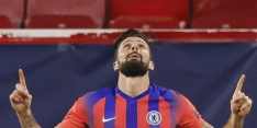 Giroud maakt er vier voor Chelsea, Barça nog foutloos