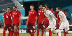 Zwitserland uitgeschakeld na zenuwslopende penalty's