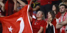 Noren blijven in spoor Oranje; Turkije wint in minuut 98