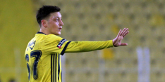 'Ontevreden Özil denkt al na over vertrek bij Fenerbahçe'
