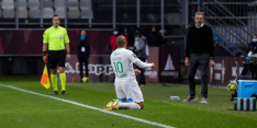Zien: speler Saint-Étienne maakt doelpunt vanaf 68 (!) meter
