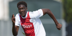 Ajax legt middenvelder uit beloftenploeg voor één jaar vast