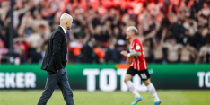 Ten Hag feliciteert PSV: "Maar Ajax had met beker moeten staan"
