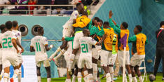Koulibaly de grote held: Senegal verpest Ecuadoriaanse droom