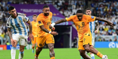 Oranje-aanvallers aangepakt: 'Hij was helemaal onzichtbaar dit WK'