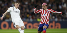 Piepjonge held voorkomt nederlaag Real Madrid tegen tiental Atlético