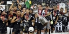 Ronaldinho wint Copa Libertadores met Mineiro