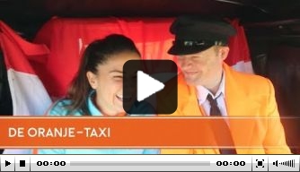 Video: Van de Donk neemt plaats in de Oranje-taxi
