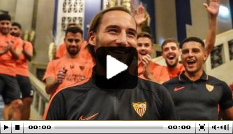 Video: coronavrije Gudelj krijgt heldenontvangst bij Sevilla