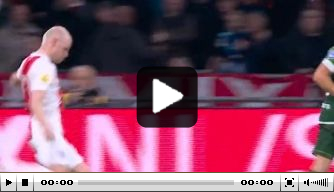 Video: Klaassen schiet bal geweldig in de winkelhaak bij Ajax