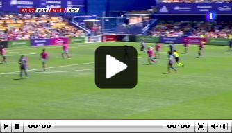 Video: Lieke Martens draagt met goal bij aan dubbel FC Barcelona