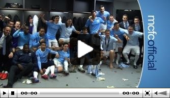 Video: Manchester City viert feest in kleedkamer