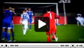 Video: San Marino viert historisch punt als een titel